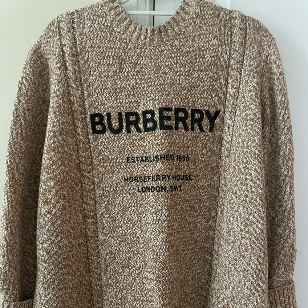 Burberry sweater